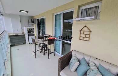 Imagem: O apartamento possui 3 Dormitórios, 2 Banheiros, 1 Vaga na