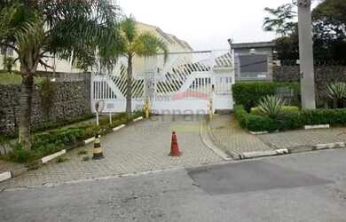 Imagem: A casa em condomínio possui 3 Dormitórios, 3 Banheiros, 3