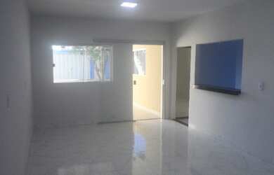 Imagem: A casa possui 3 Dormitórios, 2 Banheiros, 202m² de Área e