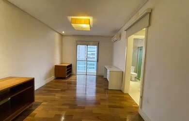 Imagem 12: Maravilhoso Apartamento para aluguel com 266 m2 com 4 suítes, 4 vagas...