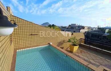 Imagem: O apartamento na cobertura possui 4 Dormitórios, 5 Banheiros