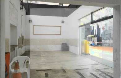 Imagem 4: Comercial - 623 m² úteis - 959 m² de terreno - Antigo Posto de gasolina