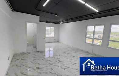 Imagem: O depósito possui 1 Vaga na garagem, 39m² de Área e está