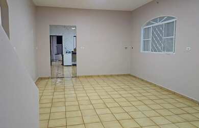 Imagem: O apartamento possui 2 Dormitórios, 2 Banheiros, 2 Vagas na