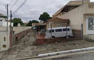 Imagem: O terreno possui 400m² de Área e está localizado em Vila