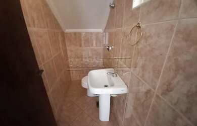 Imagem 8: Imóvel bem localizado. Churrasqueira, Varanda, Lareirae3 Vagas na garagem