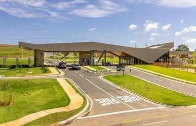 Imagem: O terreno possui 250m² de Área e está localizado em Senador