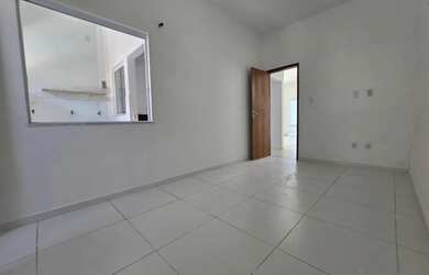 Imagem 5: VENDO UMA CASA. Varanda, 85m² de Área, 2 Vagas na garageme2 Dormitórios