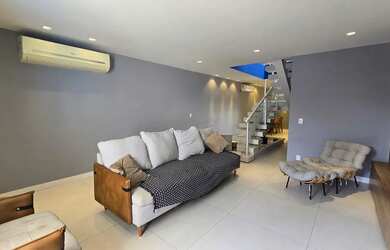 Imagem: A casa em condomínio possui 3 Dormitórios, 3 Banheiros, 1