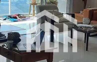 Imagem: O apartamento possui 4 Dormitórios, 4 Banheiros, 3 Vagas na