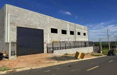 Imagem: O depósito possui 500m² de Área e está localizado em Campinas