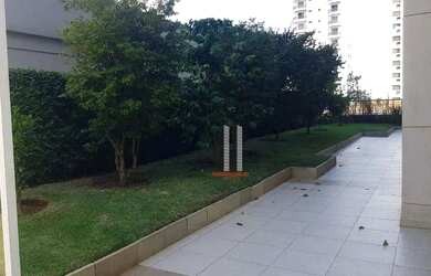 Imagem: O apartamento possui 2 Dormitórios, 1 Banheiro, 2 Vagas na