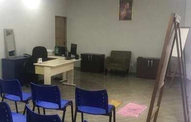 Imagem: O depósito possui 1 Vaga na garagem, 110m² de Área e está