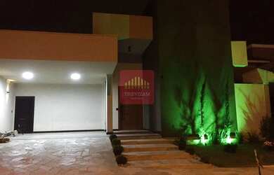 Imagem: A casa em condomínio possui 3 Dormitórios, 5 Banheiros, 2