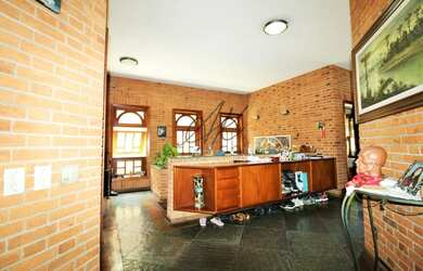 Imagem 2: CASA EM LOCALIZAÇÃO NOBRE NO JARDIM PAULISTANO COM 590M2, 08 VAGAS