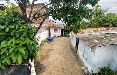 Imagem 3: Duas Casas em Candeias com 2 e 3Qtos 4Vgs. Terreno Livre - Veja