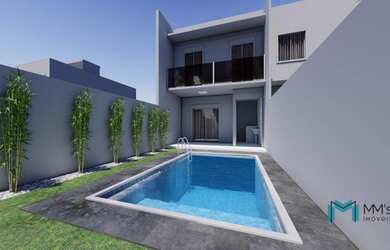 Imagem: A casa possui 3 Dormitórios, 1 Banheiro, 2 Vagas na garagem