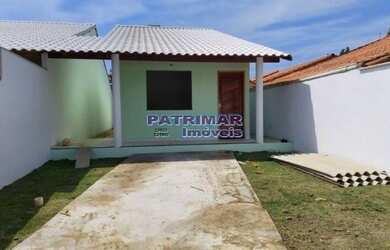 Imagem: A casa possui 2 Dormitórios, 2 Banheiros, 1 Vaga na garagem