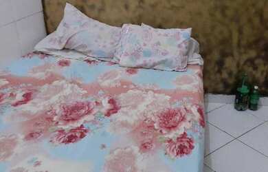 Imagem: A casa possui 2 Dormitórios, 2 Banheiros, 1 Vaga na garagem