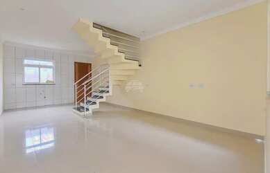 Imagem: A casa possui 3 Dormitórios, 1 Banheiro, 1 Vaga na garagem