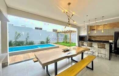 Imagem: A casa em condomínio possui 3 Dormitórios, 5 Banheiros, 2