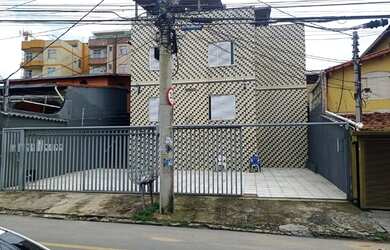 Imagem: O apartamento possui 3 Dormitórios, 1 Banheiro, 1 Vaga na garagem