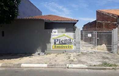 Imagem: A casa possui 1 Dormitório, 1 Banheiro, 2 Vagas na garagem