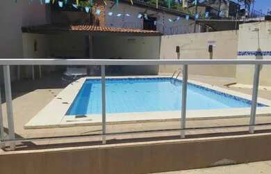 Imagem: A casa possui 3 Dormitórios, 3 Banheiros, 2 Vagas na garagem