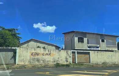 Imagem: A casa possui 2 Dormitórios, 3 Banheiros, 3 Vagas na garagem