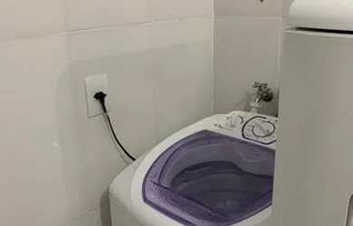 Imagem 9: KITINETE com Sacada a 100 metros da UFSC