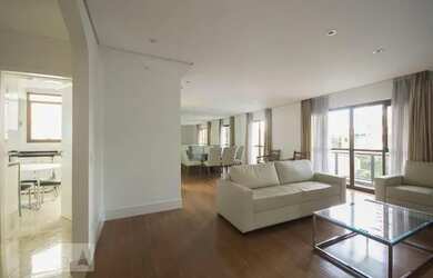 Imagem: O apartamento possui 4 Dormitórios, 3 Banheiros, 2 Vagas na