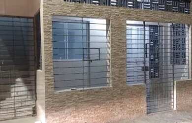 Imagem: A casa possui 1 Dormitório, 1 Banheiro, 28m² de Área e está