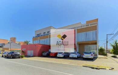 Imagem: O apartamento possui 5 Dormitórios, 2 Banheiros, 1 Vaga na