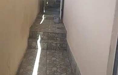 Imagem: A casa possui 1 Dormitório, 1 Banheiro, 35m² de Área e está