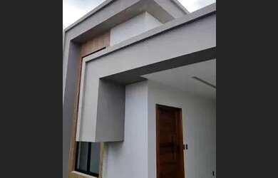 Imagem: A casa possui 3 Dormitórios, 1 Banheiro, 3 Vagas na garagem