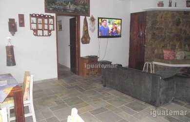 Imagem: A casa possui 2 Dormitórios, 4 Banheiros, 3 Vagas na garagem