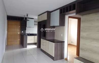 Imagem: O apartamento possui 2 Dormitórios, 1 Banheiro, 1 Vaga na garagem