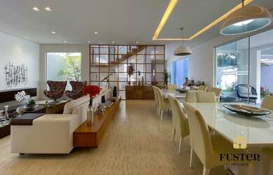 Imagem: A casa em condomínio possui 4 Dormitórios, 5 Banheiros, 3