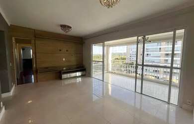 Imagem: O apartamento possui 4 Dormitórios, 5 Banheiros, 2 Vagas na