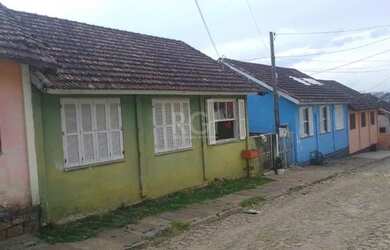 Imagem: A casa possui 2 Dormitórios, 1 Banheiro, 50m² de Área e