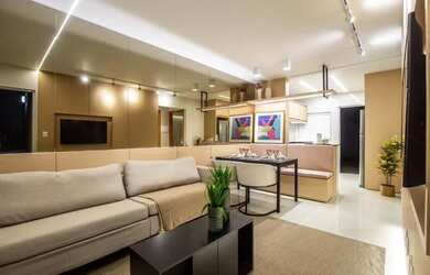 Imagem: A casa possui 2 Dormitórios, 2 Banheiros, 2 Vagas na garagem