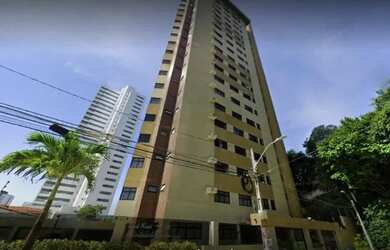 Imagem: O apartamento possui 3 Dormitórios, 5 Banheiros, 2 Vagas na