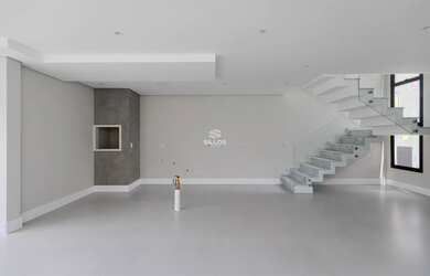 Imagem 3: Casa em condomínio à venda com 3 suítes no Santa Cândida em Curitiba