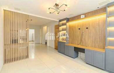 Imagem: A casa possui 3 Dormitórios, 4 Banheiros, 3 Vagas na garagem