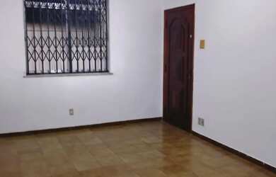 Imagem: O apartamento possui 2 Dormitórios, 2 Banheiros e 70m² de