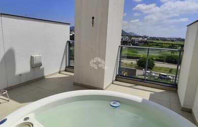 Imagem: O apartamento na cobertura possui 2 Dormitórios, 2 Banheiros