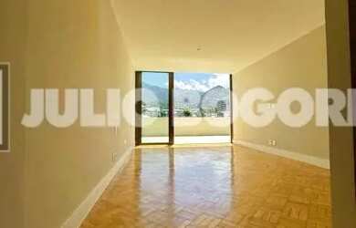 Imagem: O apartamento na cobertura possui 4 Dormitórios, 5 Banheiros