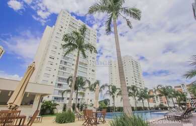 Imagem: O apartamento possui 3 Dormitórios, 1 Banheiro, 2 Vagas na