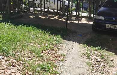 Imagem: A casa possui 2 Dormitórios, 1 Banheiro e está localizado