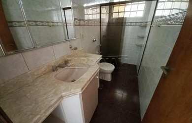 Imagem 14: Imóvel bem localizado. Churrasqueira, Varanda, Lareirae3 Vagas na garagem